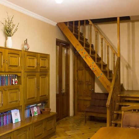Nino'S Guest House Tbilisi Exterior foto